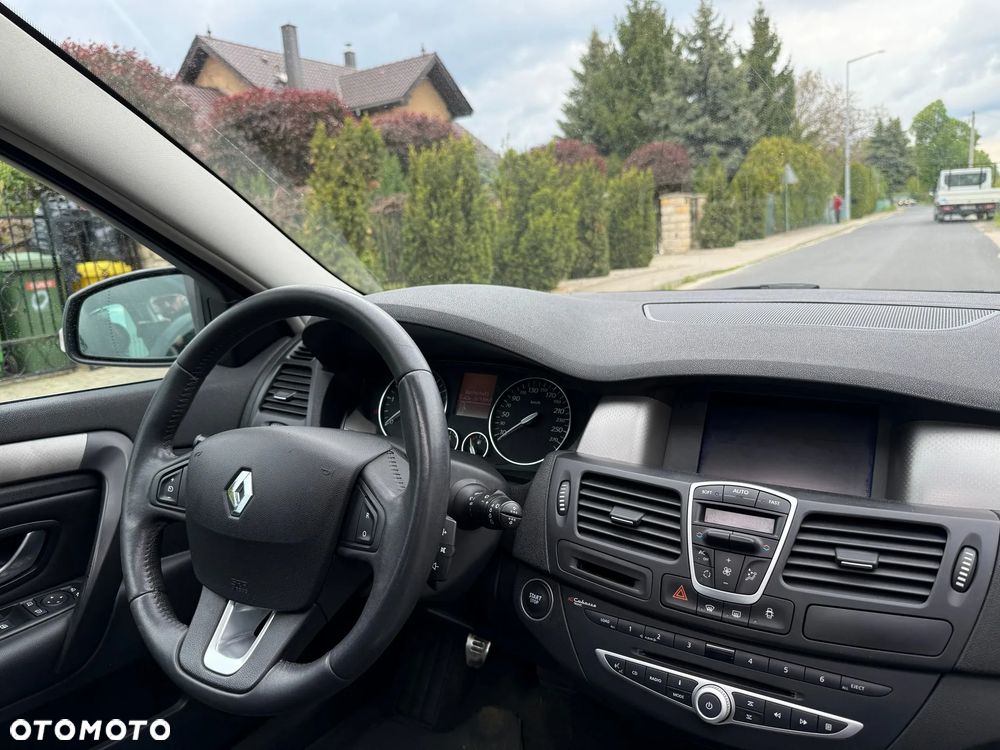 Renault Laguna dCi 110 FAP Limited - 11