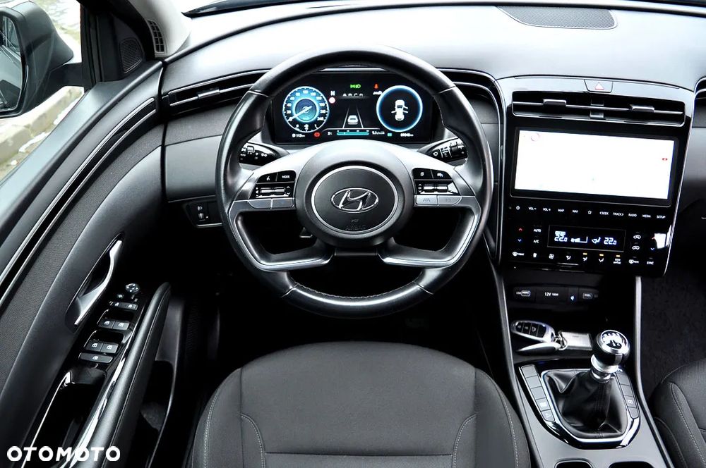 Hyundai Tucson 1.6 GDI BlueDrive GO 2WD - 27