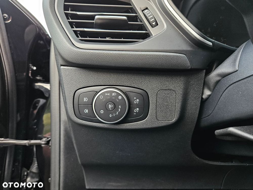 Ford Focus 2.0 EcoBlue Titanium X - 20