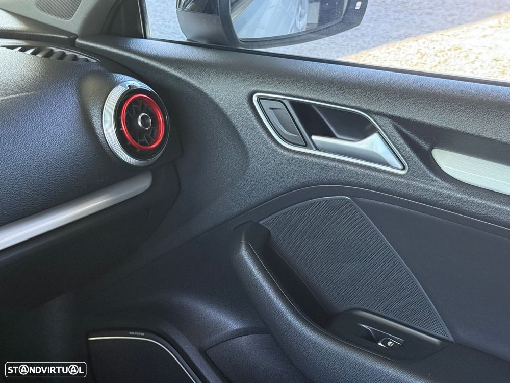 Audi A3 2.0 TDI S-line S tronic - 41