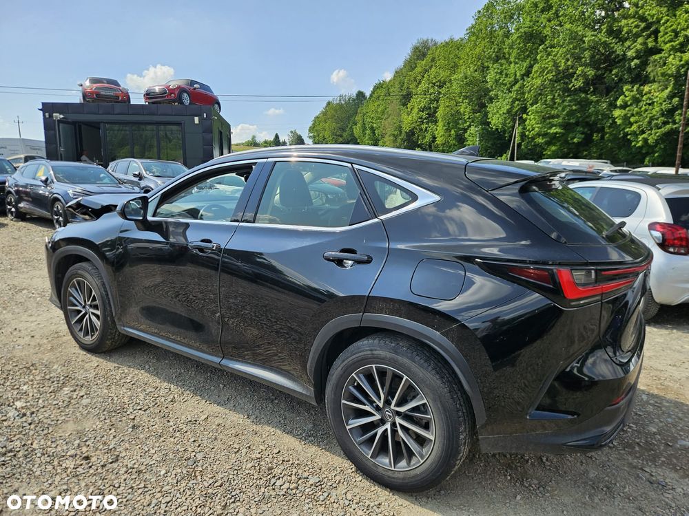 Lexus NX 350h Executive - 17