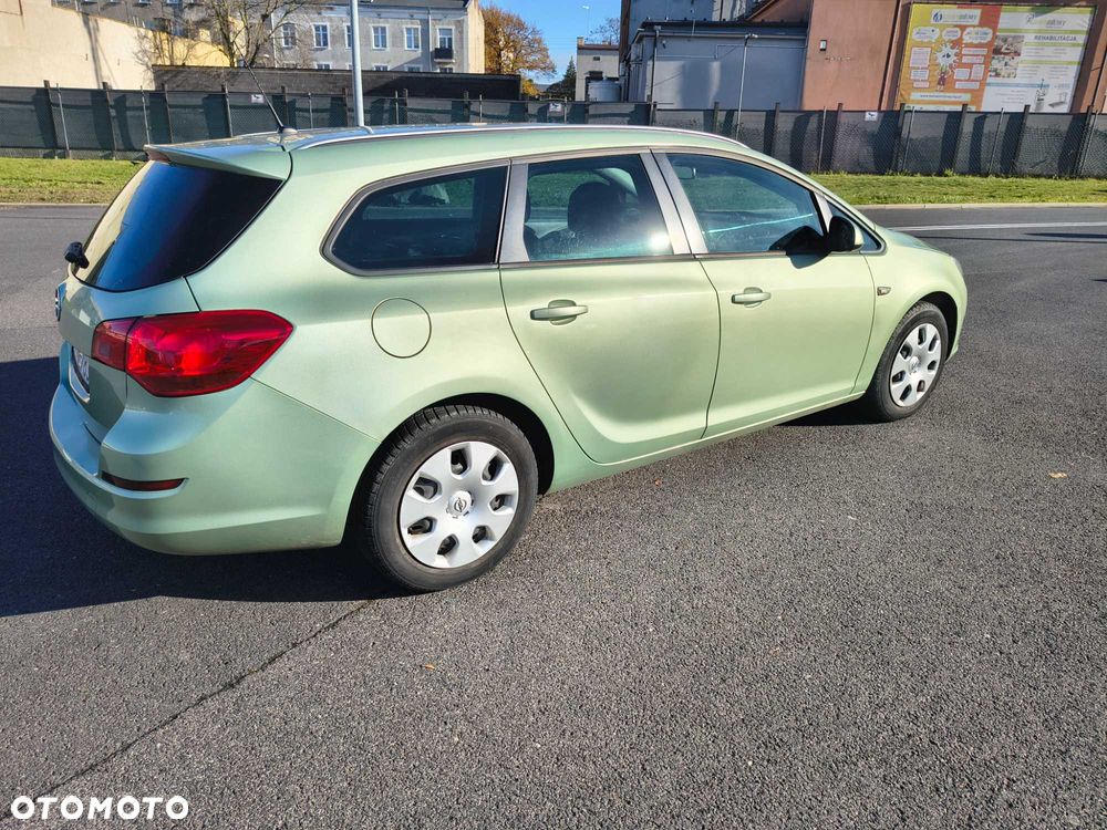 Opel Astra - 2