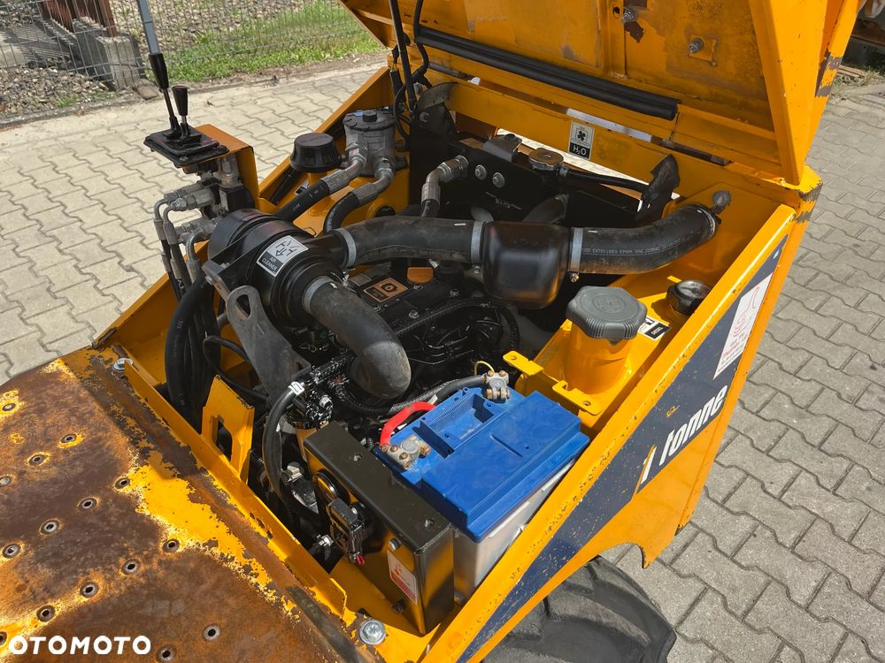 Thwaites 1 Tonne - 21