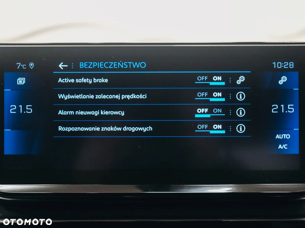 Peugeot 5008 - 27
