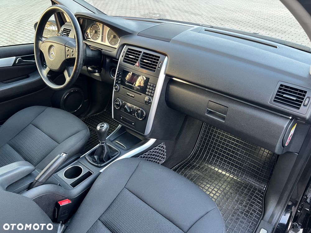 Mercedes-Benz Klasa B - 19