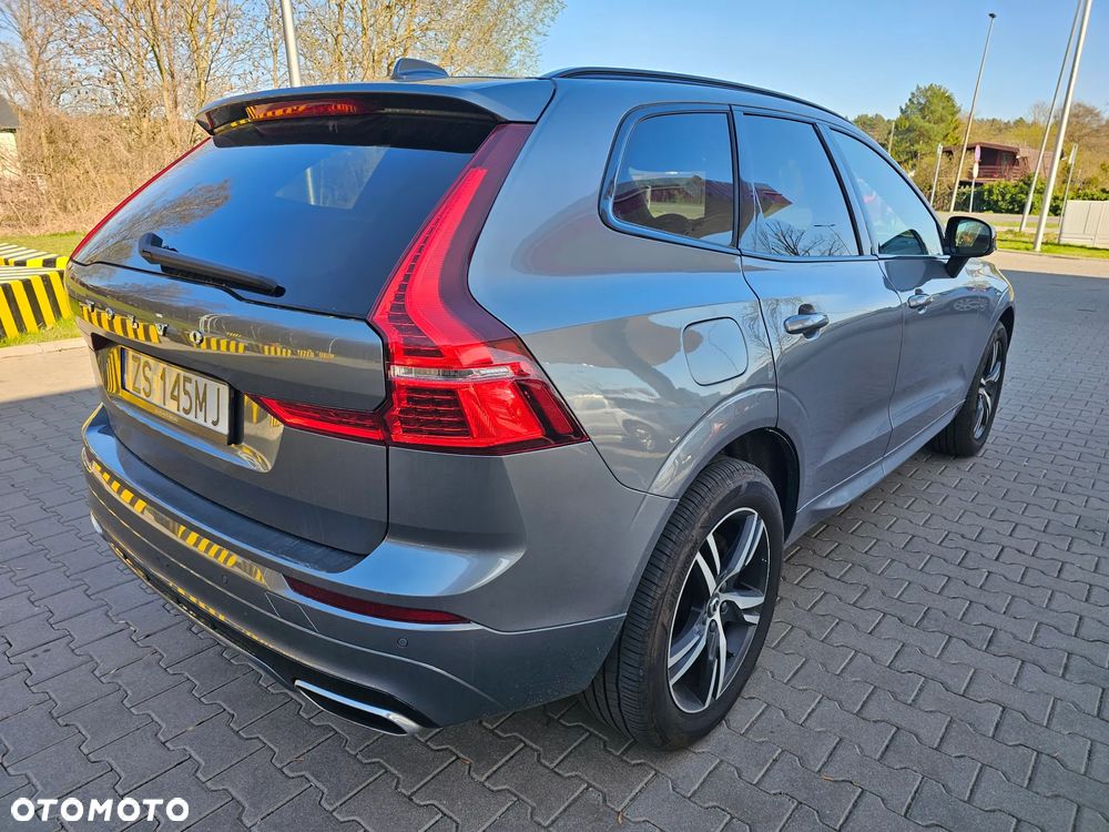 Volvo XC 60 D4 R-Design - 2