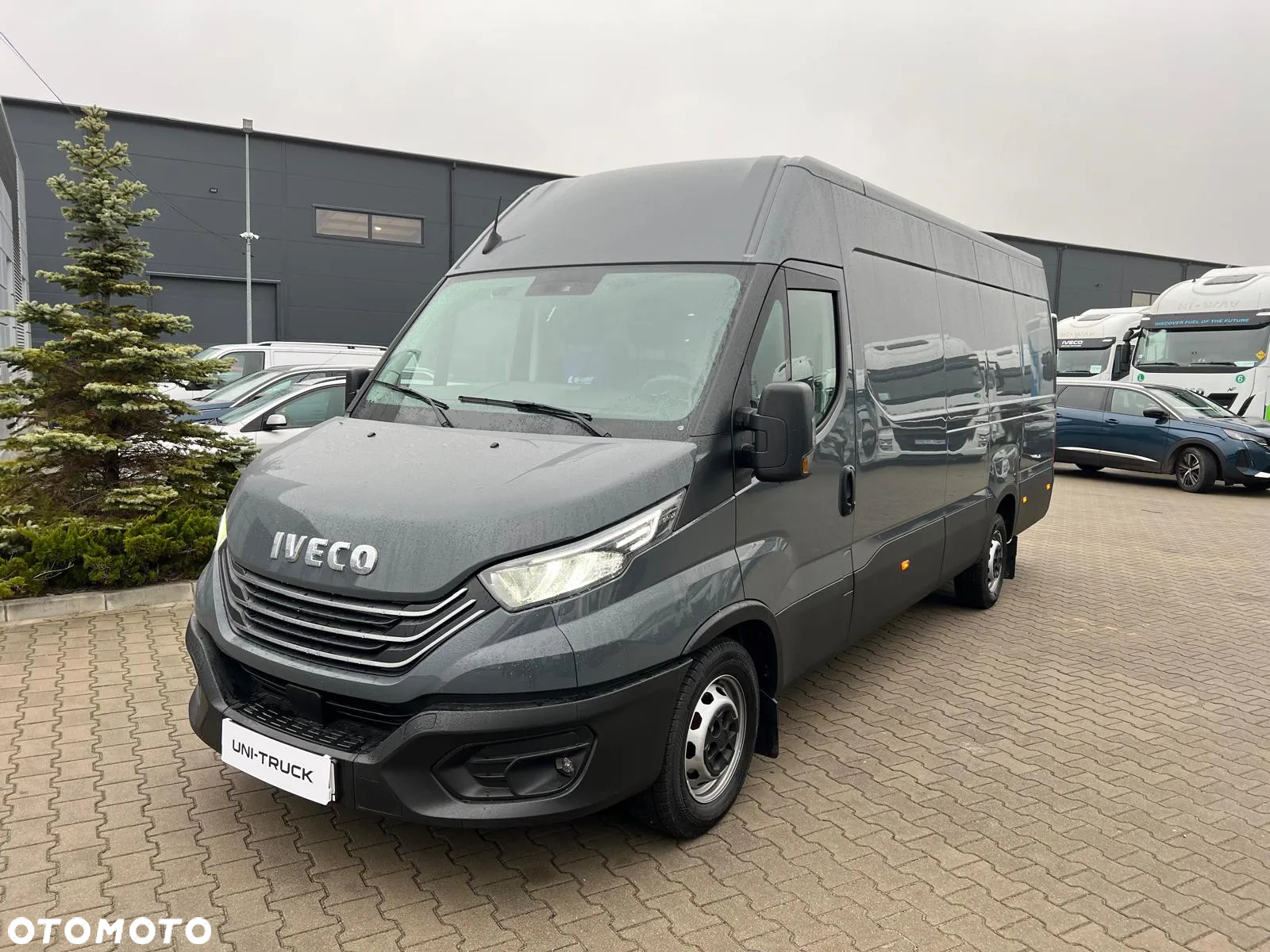 Iveco 35S18V Chłodnia Izoterma Maxi Nowy - 6