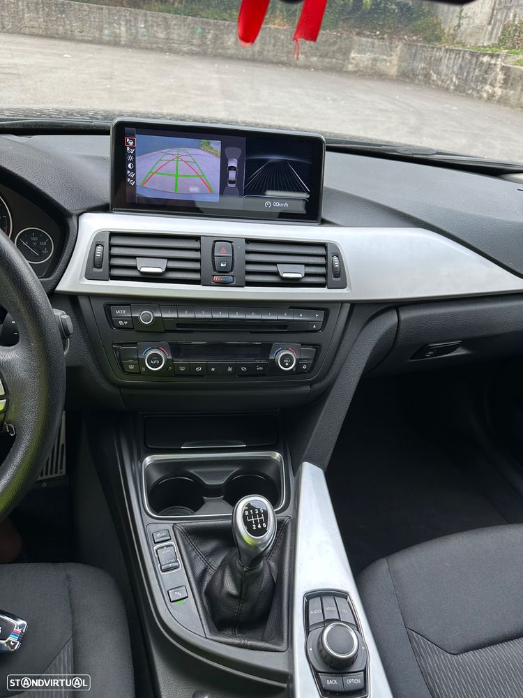 BMW 318 d Line Modern - 19
