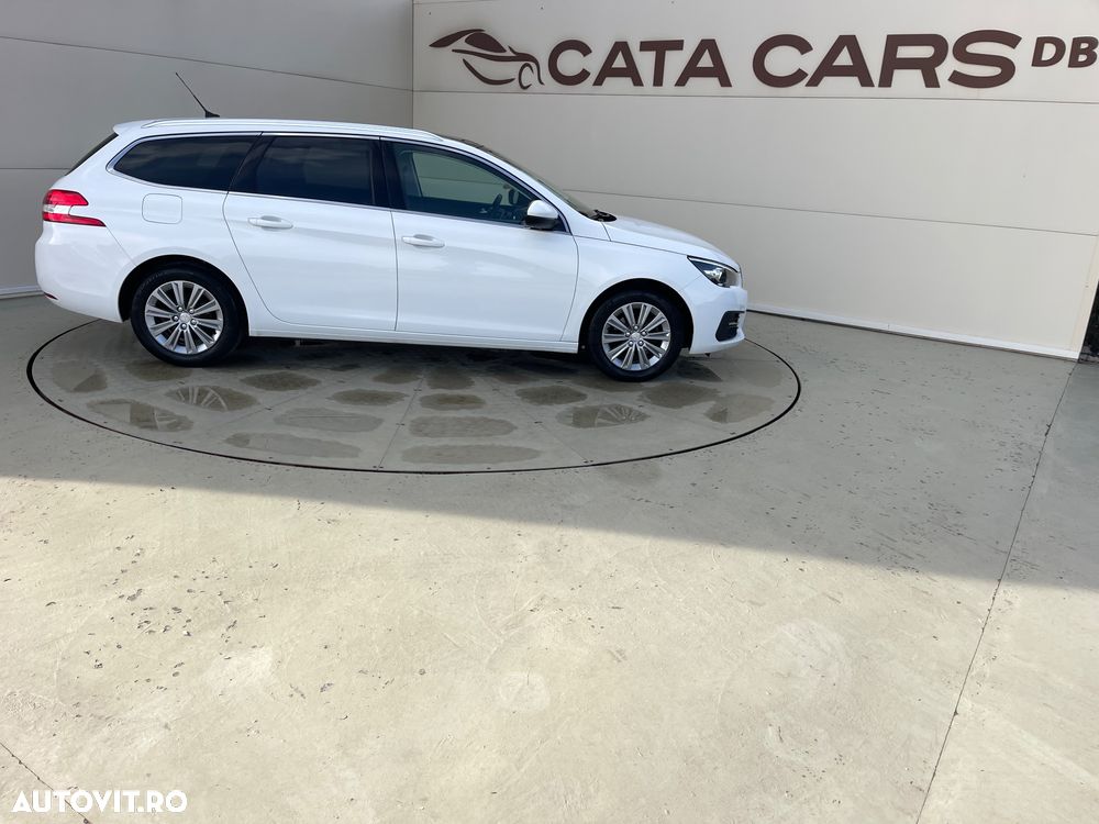 Peugeot 308 BlueHDi FAP 130 EAT6 Stop & Start Allure - 17