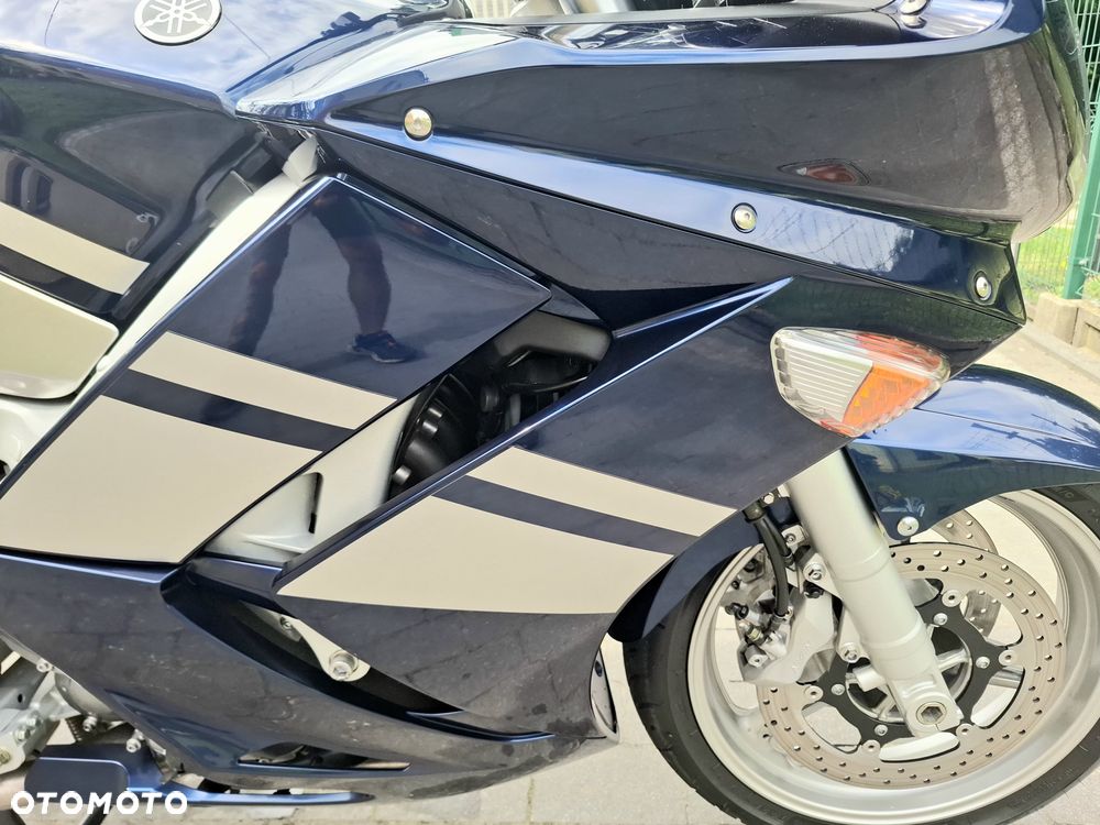 Yamaha FJR - 7