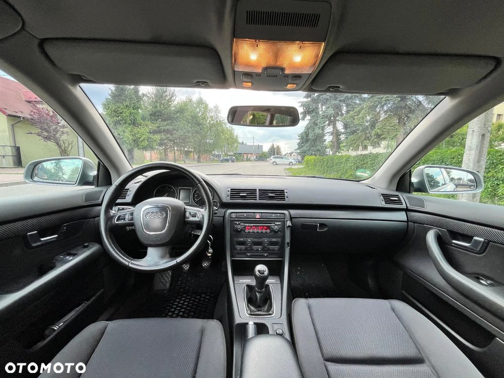 Audi A4 Avant - 10