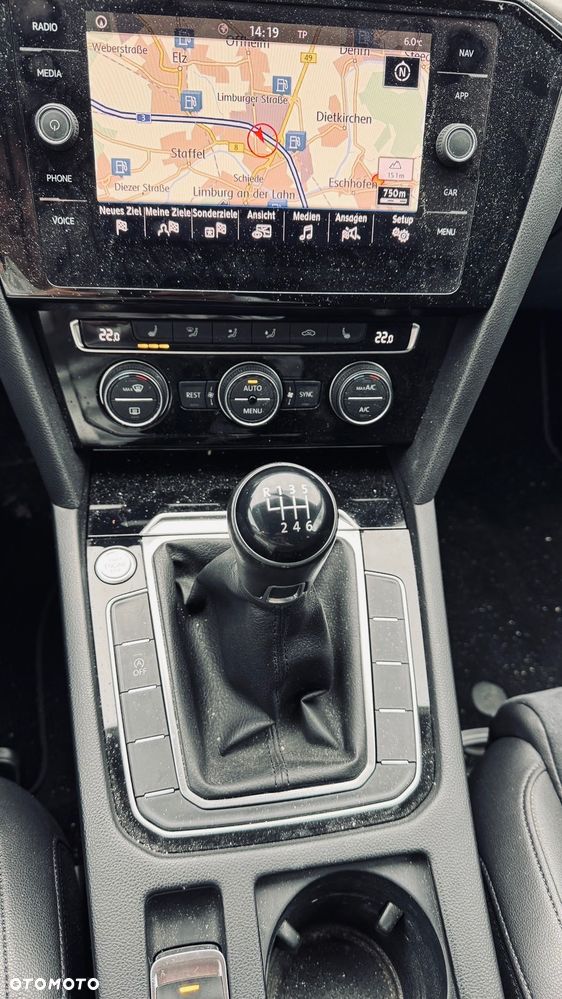 Volkswagen Passat 2.0 TDI (BlueMotion Technology) Highline - 13