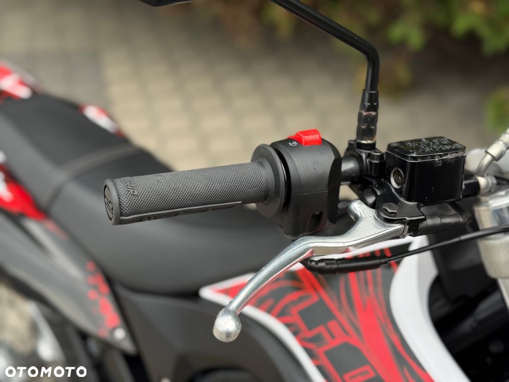 Yamaha WR - 13