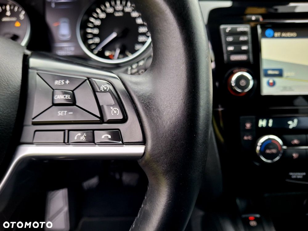 Nissan Qashqai 1.6 DIG-T Tekna - 25