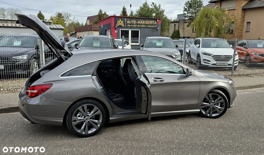 Mercedes-Benz CLA - 37