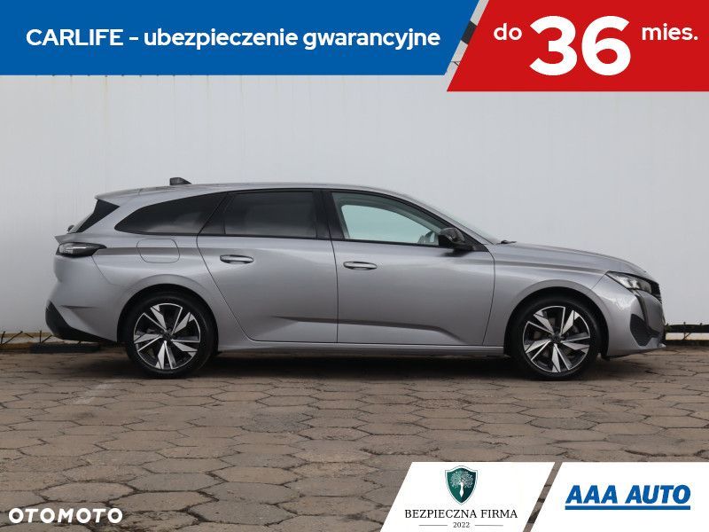 Peugeot 308 - 8