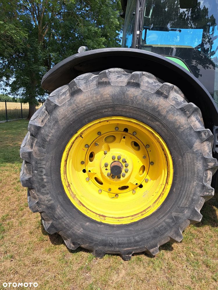 John Deere 8520 - 12