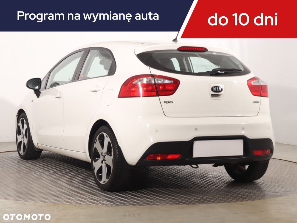 Kia Rio - 6