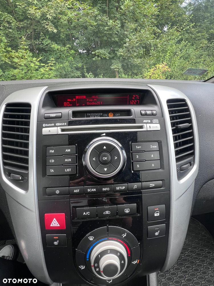 Kia Venga - 13