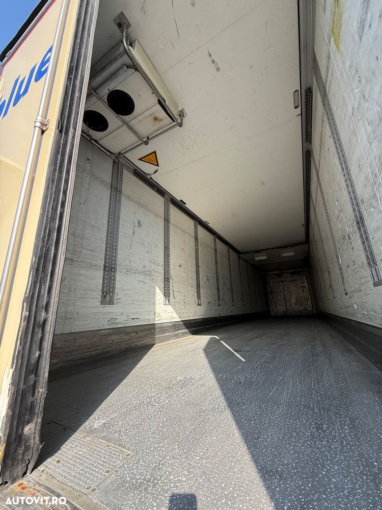 Schmitz Cargobull Semiremorca Frigorifică Dubla Temperatura - 31