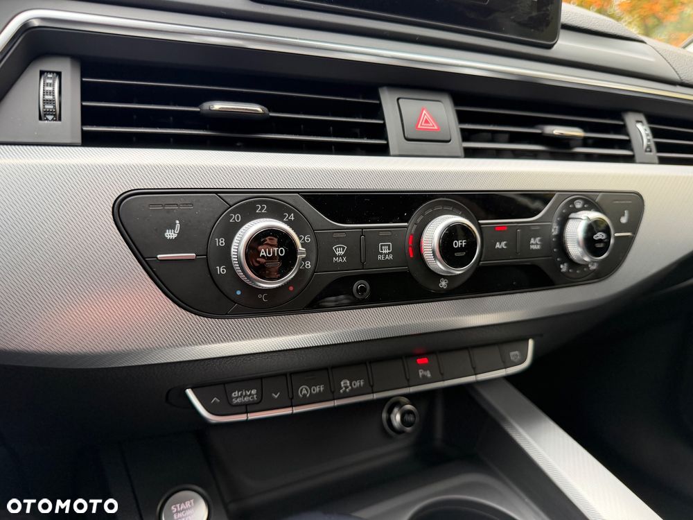 Audi A4 Avant 40 TFSI sport - 32