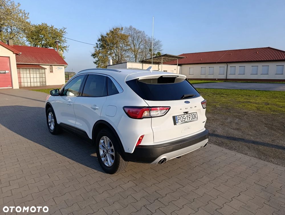 Ford Kuga - 13