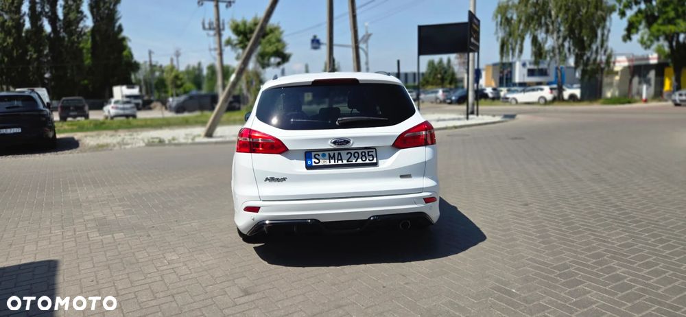 Ford Focus 1.5 EcoBoost STart-Stopp-System ST-LINE - 12