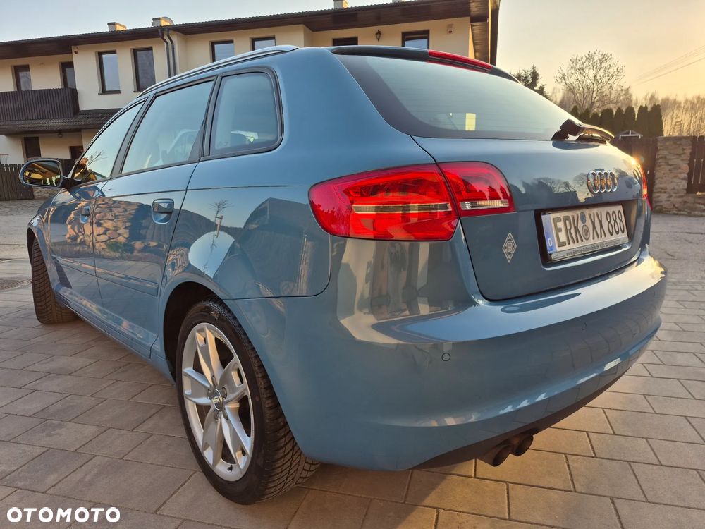 Audi A3 Sportback 1.4 TFSI S tronic Attraction - 5