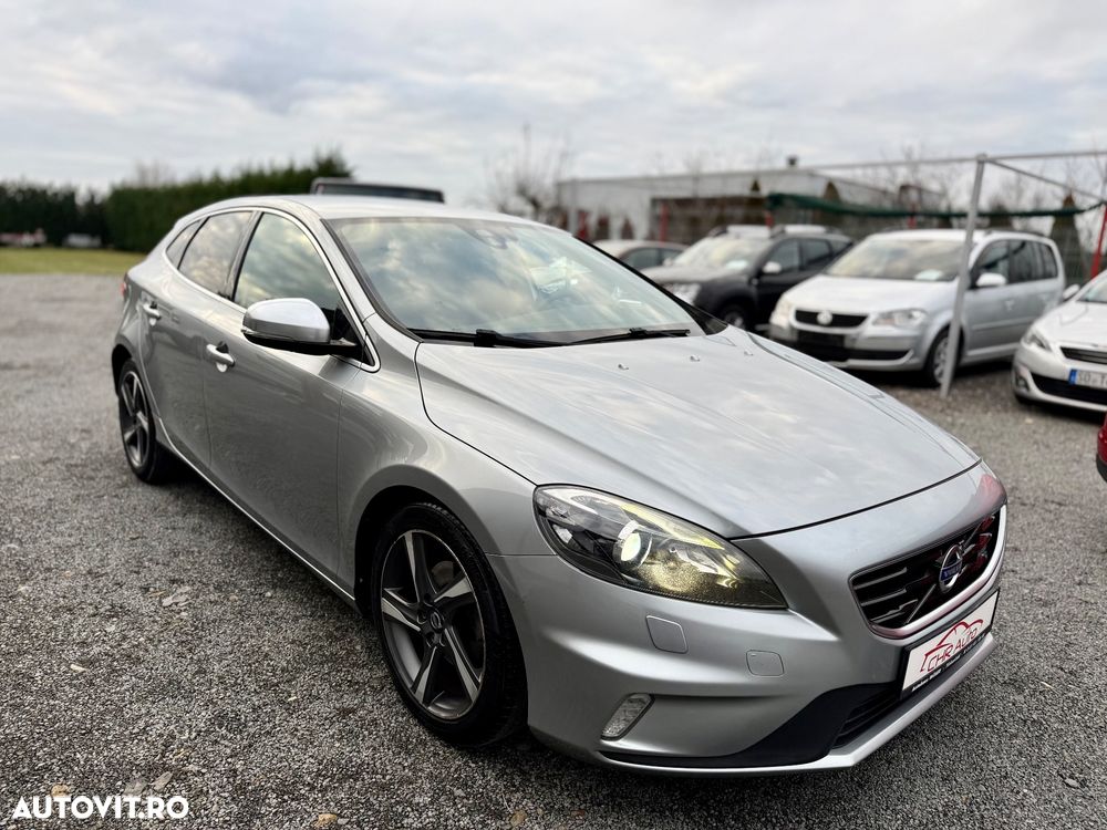 Volvo V40 D2 R Design - 20