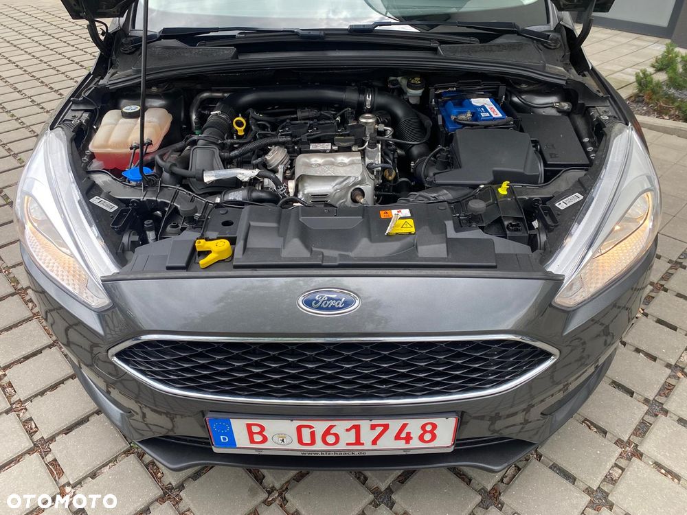 Ford Focus 1.0 EcoBoost Titanium - 17