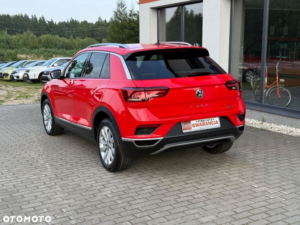 Volkswagen T-Roc - 12