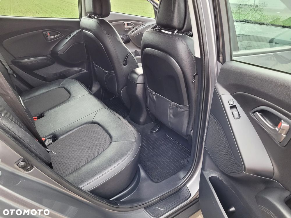 Hyundai ix35 1.7 CRDi 2WD blue Comfort - 13