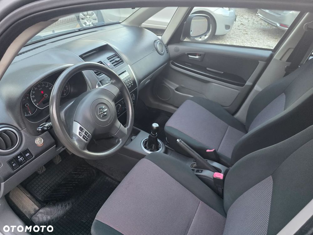 Suzuki SX4 1.6 GLX / Comfort - 16