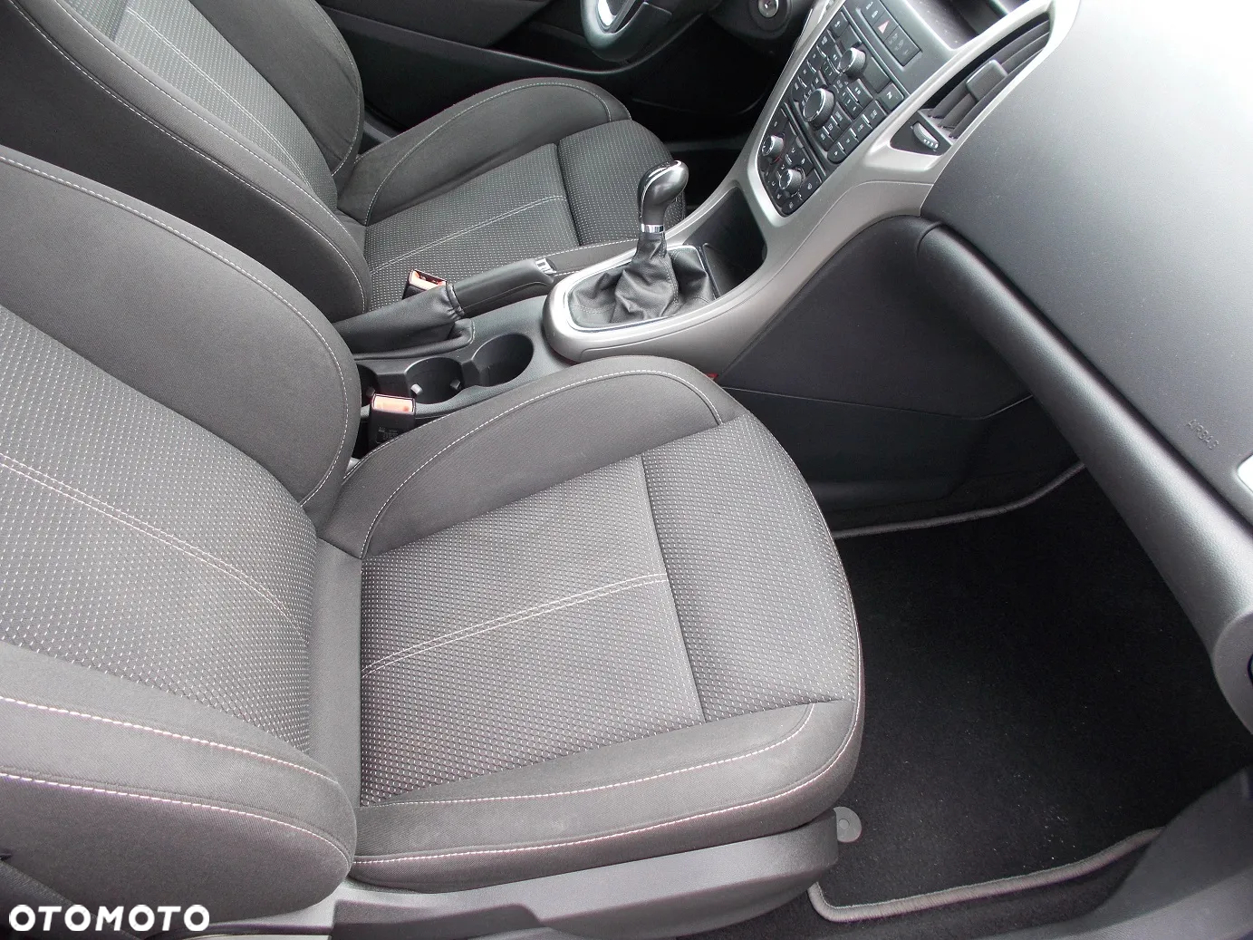 Opel Astra IV 1.4 T Edition 150 - 12