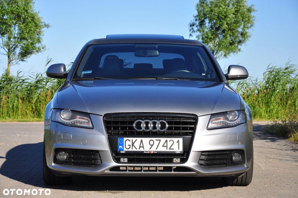 Audi A4 ver-2-0-tfsi-multitronic-s-line-sportpaket - 2