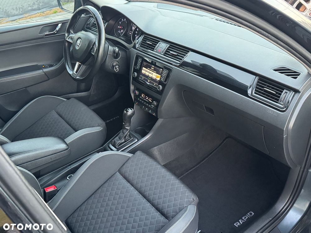 Skoda RAPID 1.4 TSI Ambition DSG - 18