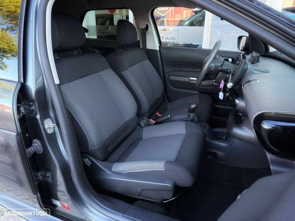 Citroën C4 Cactus 1.2 PureTech Shine - 19