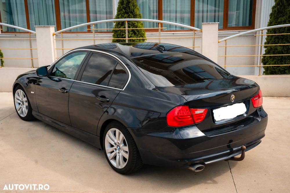 BMW Seria 3 320d DPF Aut. - 7