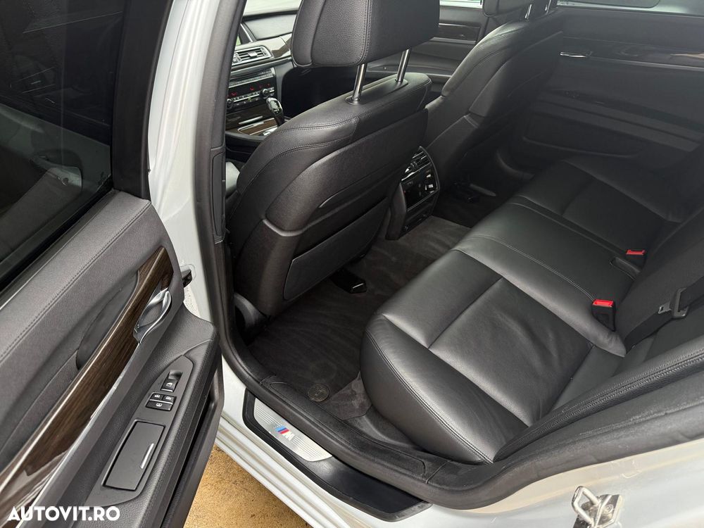 BMW Seria 7 730d xDrive Edition Exclusive - 6