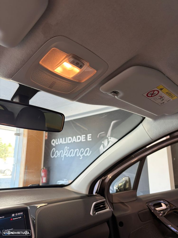 Peugeot 208 PureTech 82 Style - 19