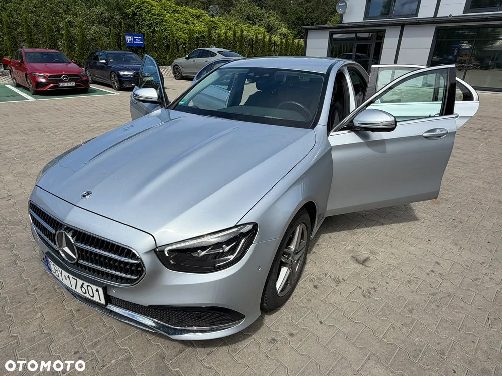 Mercedes-Benz Klasa E 200 d - 17
