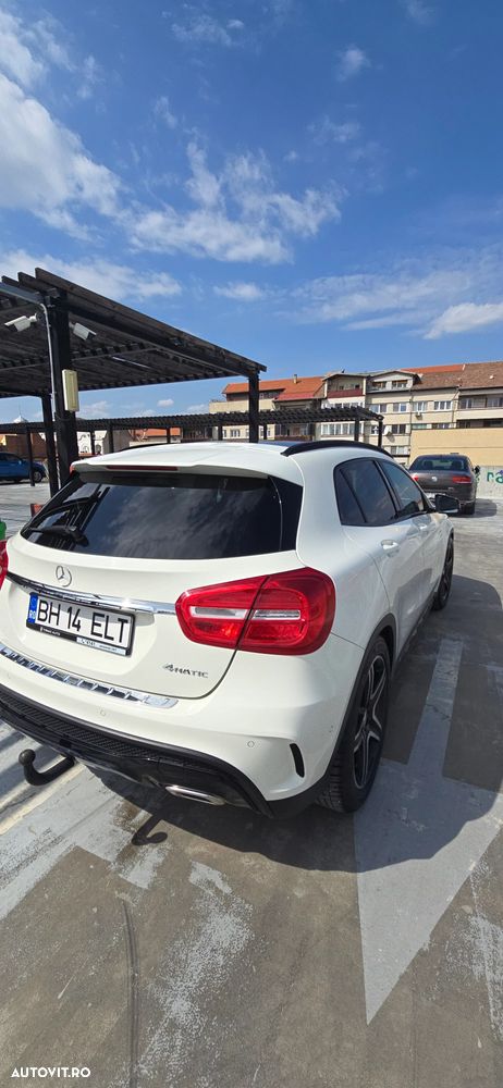 Mercedes-Benz GLA 200 (CDI) d 4Matic 7G-DCT AMG Line - 8
