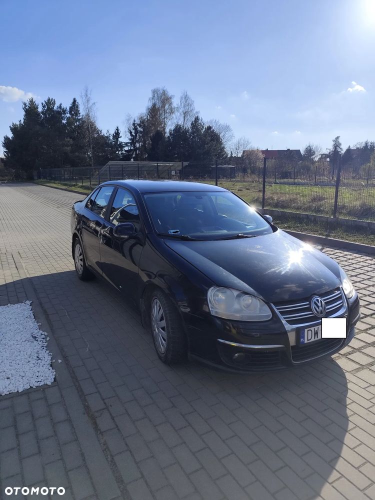 Volkswagen Jetta 1.4 TSI Comfortline - 1