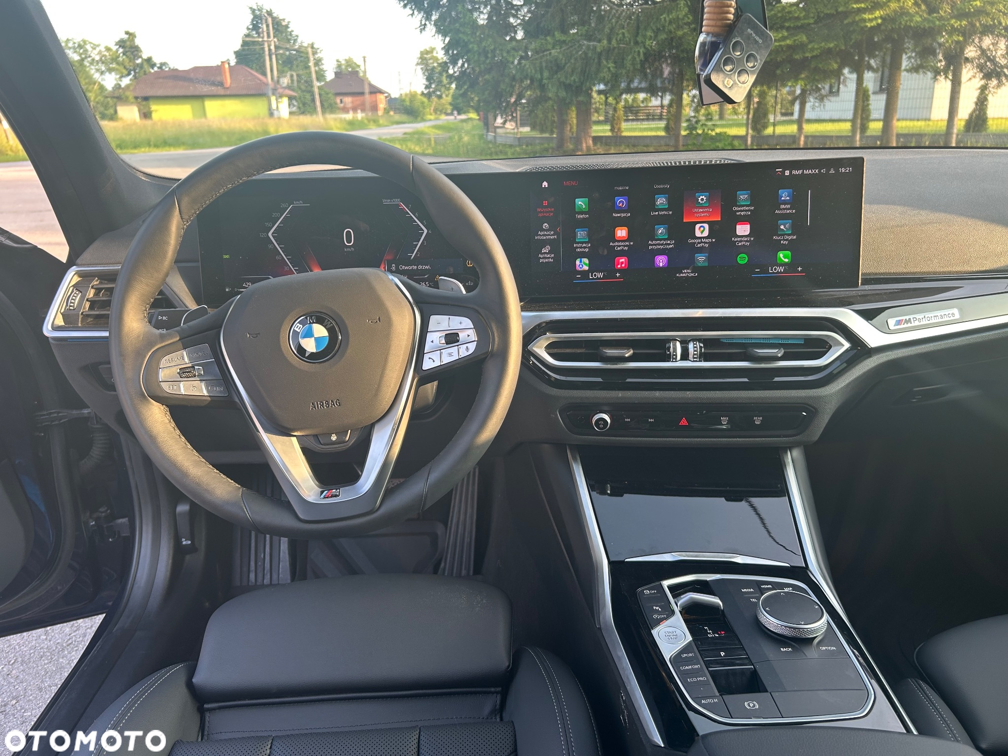 BMW Seria 3 330i Touring M Sport - 31
