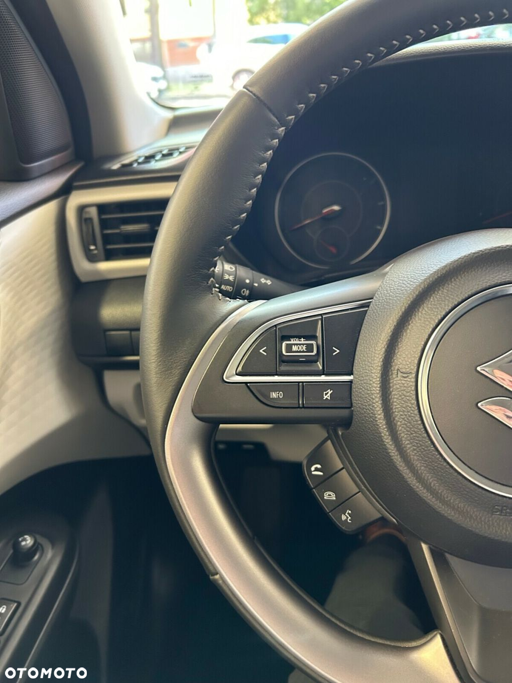 Suzuki Swift - 12