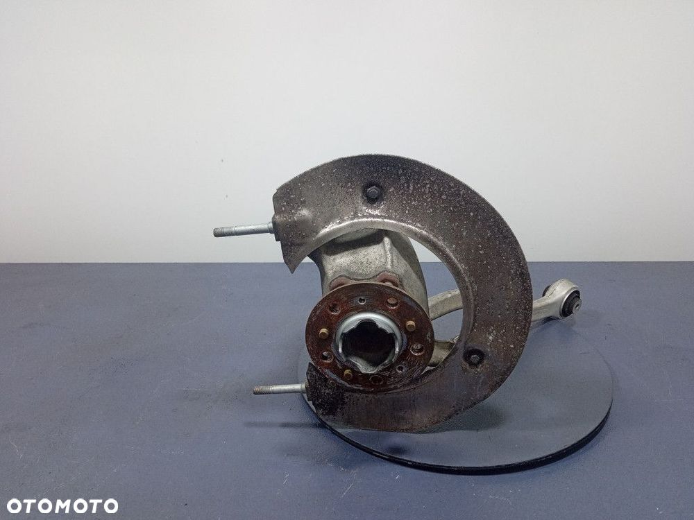 BMW M4 G82 M3 G80 M2 G87 ZWROTNICA PRZÓD PRAWA PIASTA WAHACZE 8095664 - 1