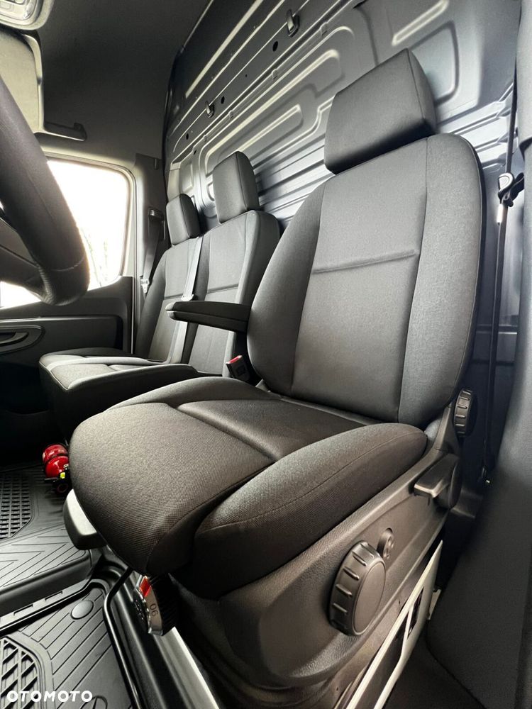 Mercedes-Benz Sprinter 317 CDI KA OM654 - 18