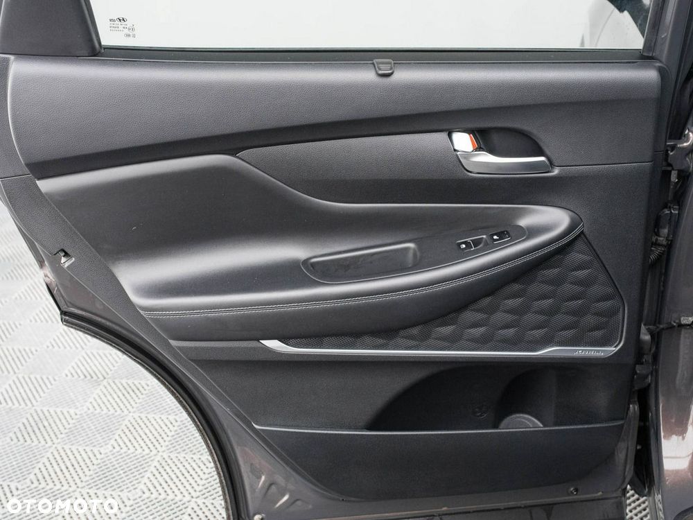 Hyundai Santa Fe - 24