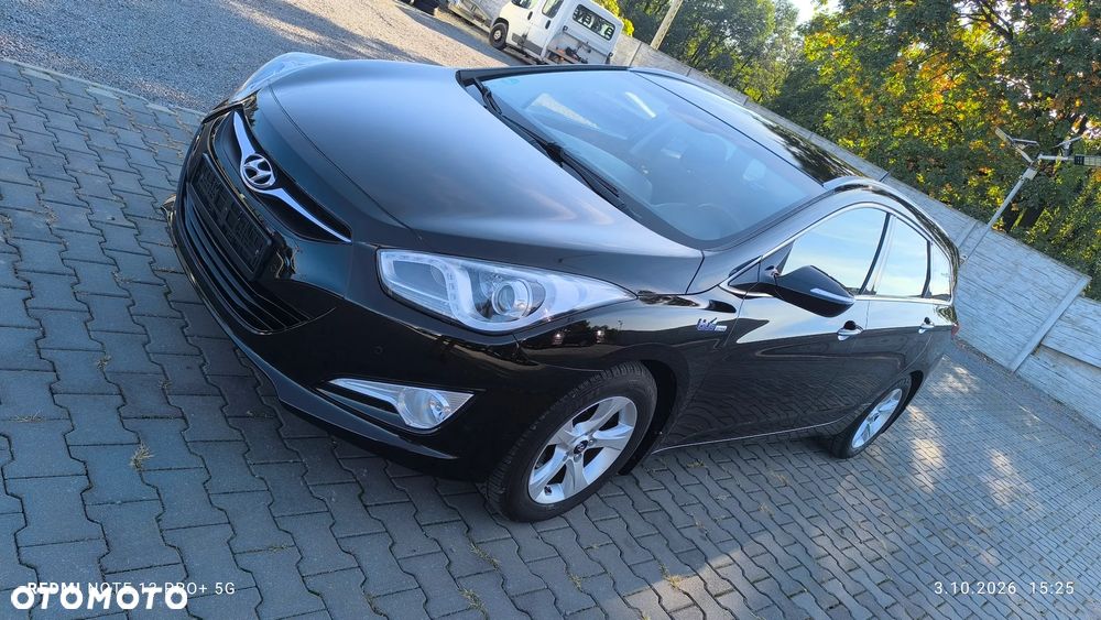 Hyundai i40 Kombi blue 1.6 Space - 1