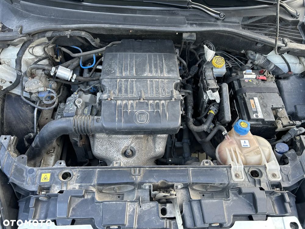 Fiat Punto Evo 1.4 8V Dynamic - 22